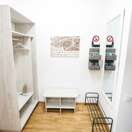 Apartment Krakivska 24 *